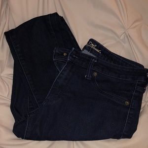 Like NEW Universal Thread dark wash